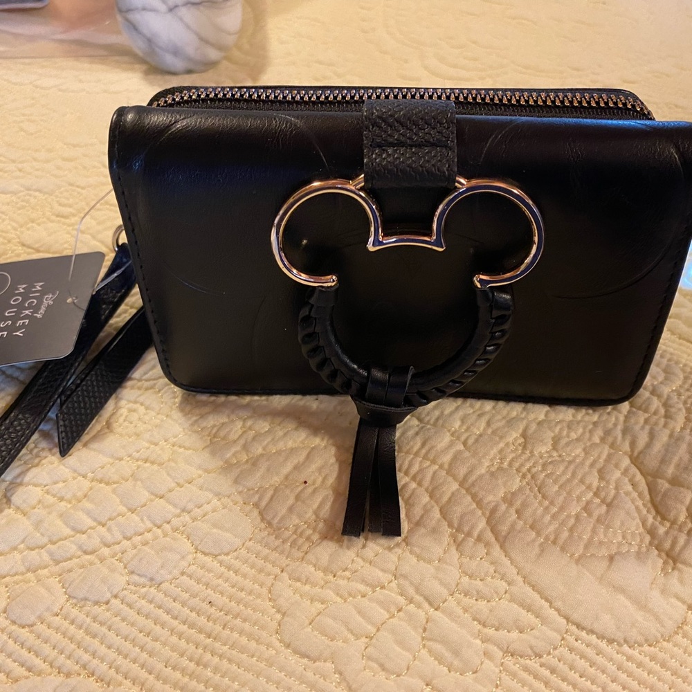 Disney Wallet